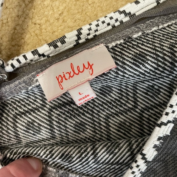 EUC Pixley Stitch-fix textured blue and white dress - size large - Picture 4 of 5